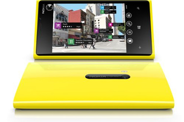 Saksan Vodafone lupaa Lumia 920:n kauppaan 1. marraskuuta